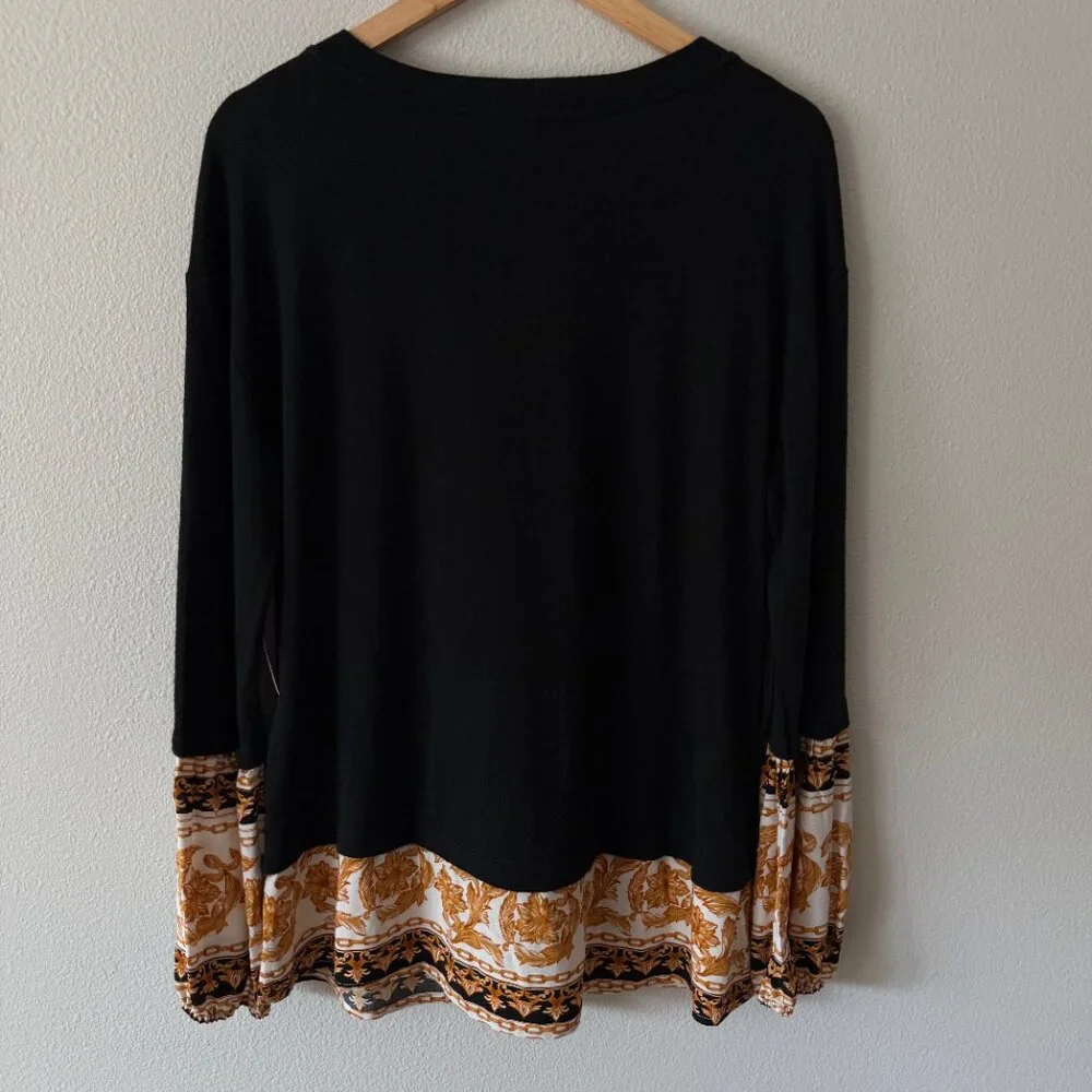 NWT New Direction Black‎ Gold Crewneck Sweater Size Large